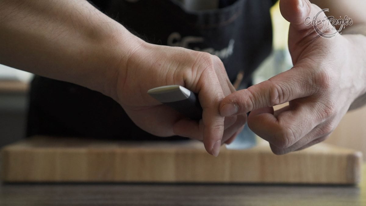 Linoroso Santoku Knife Review Mako Series ChefPanko