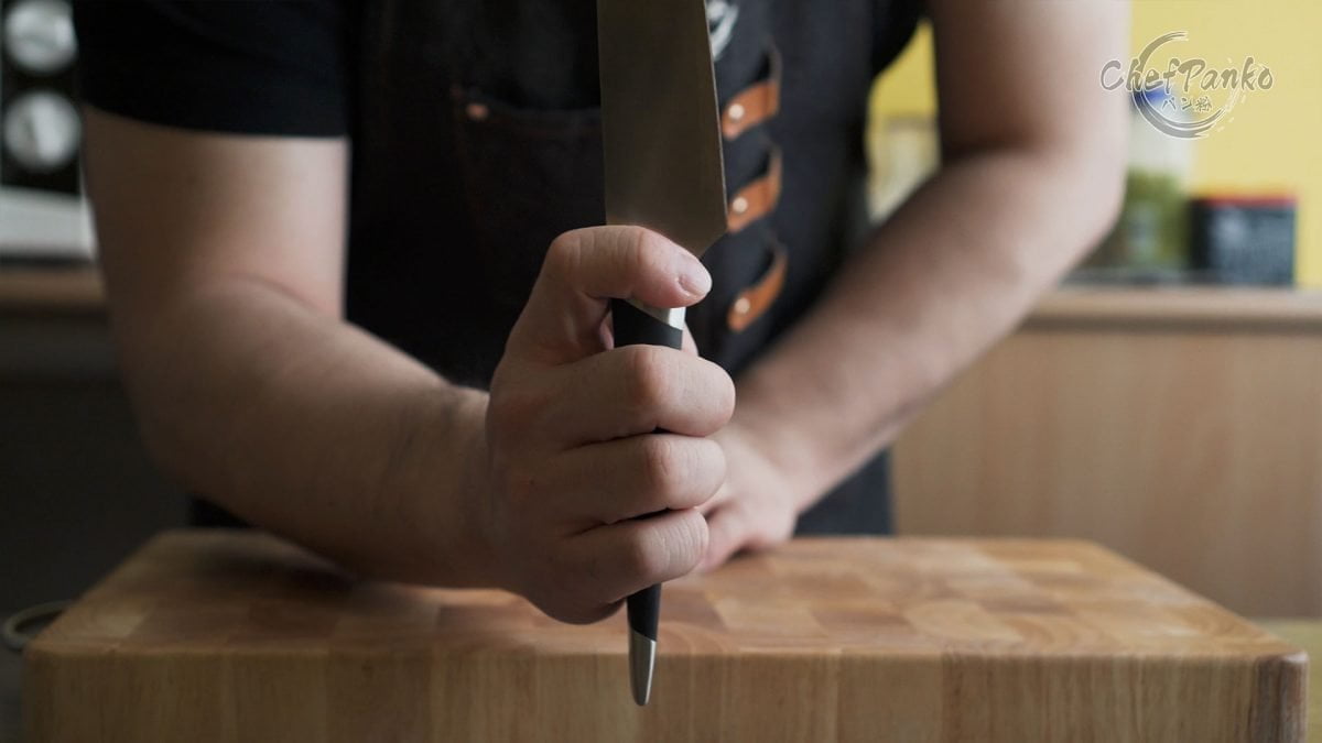 Linoroso Santoku Knife Review Mako Series ChefPanko