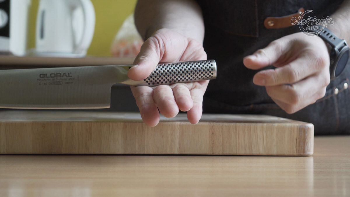 Global Santoku Knife Review G46 Classic 18cm (7 inches) ChefPanko